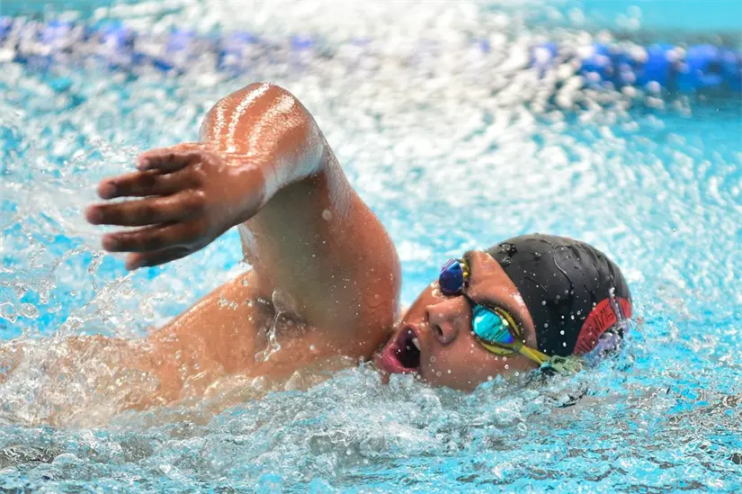 Con esfuerzo y pasión, Carlos Ramírez puso en alto a Sinaloa al ganar cinco medallas en la Paralimpiada CONADE 2025. Foto: ISDE