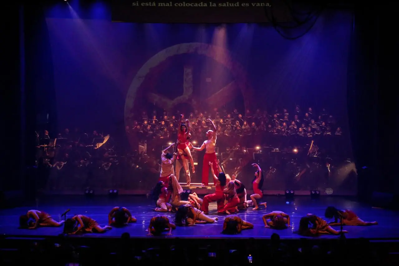 Artistas se unen en una noche monumental en el Teatro Pablo de Villavicencio. Fotos: TBN