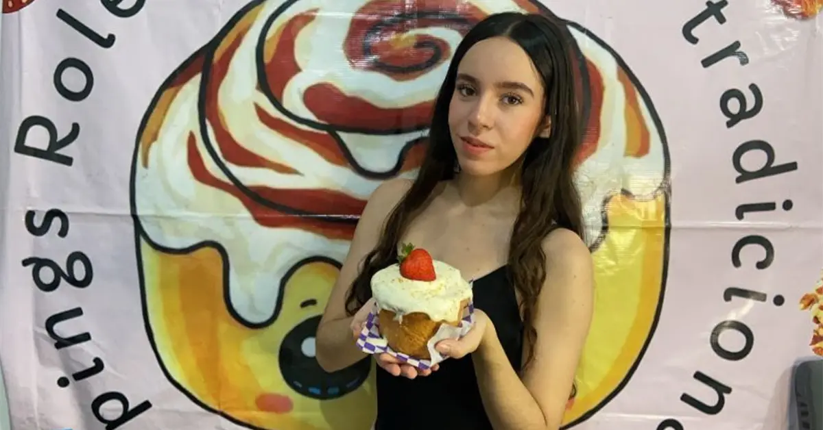 Majo, la jovencita de 16 años que hornea sueños y roles de canela en Culiacán