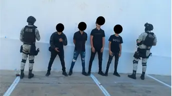 Detienen a cinco civiles armados en Mazatlán, viajaban en Kia robado