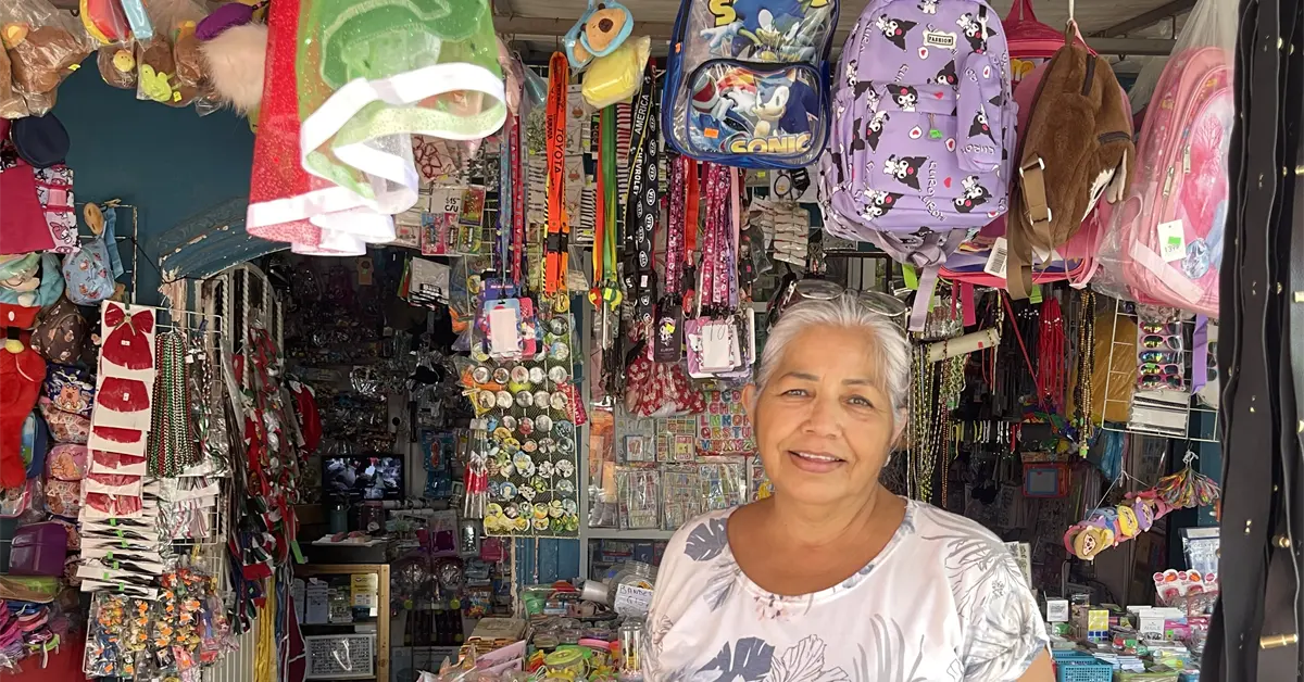 Eva Luz, de los tianguis a “Noris Toys” en el sector Urías de Mazatlán