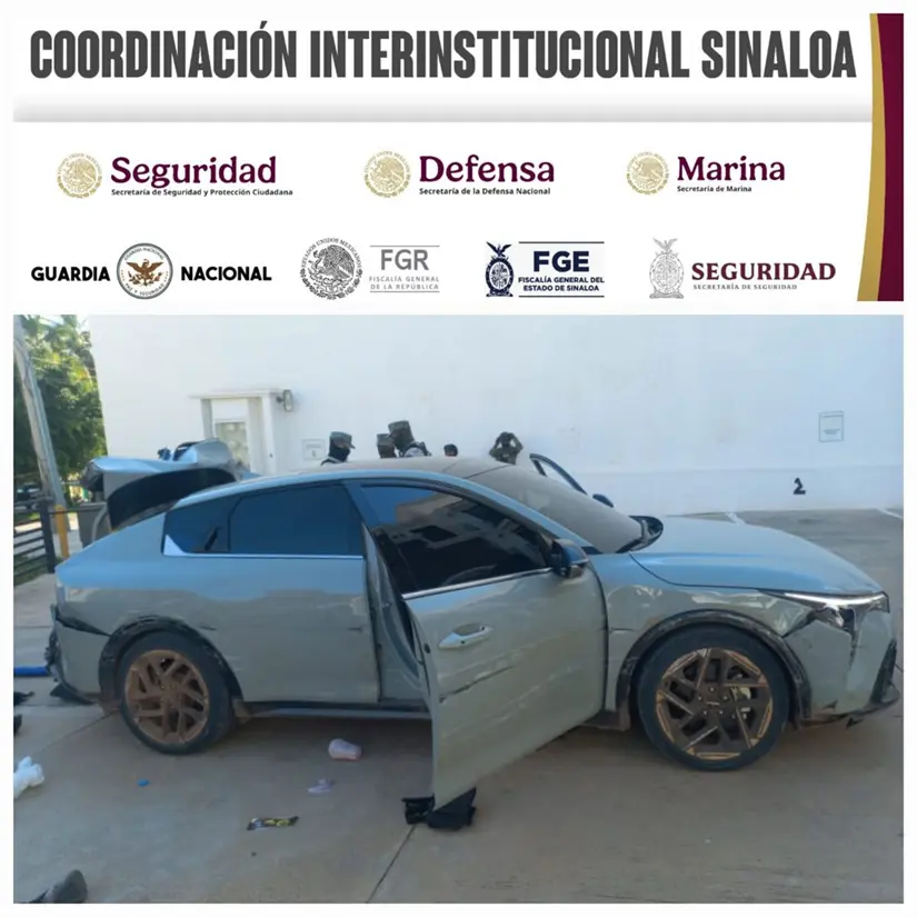 Auto en el que viajaban los presuntos delincuentes.