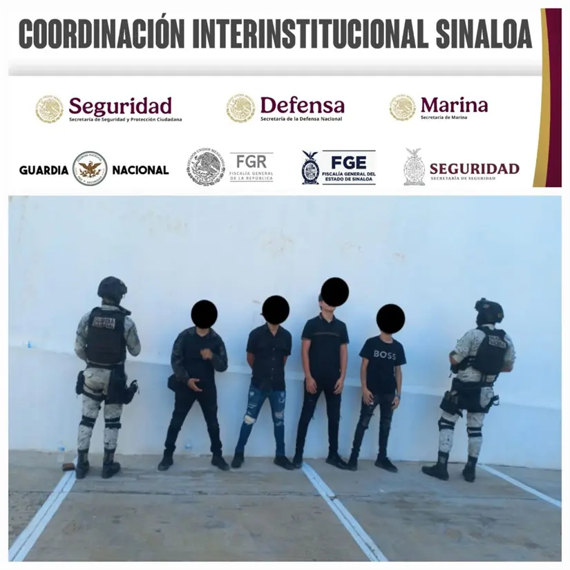 Operativo en Mazatlán detienen a cinco hombres con armas y equipo táctico