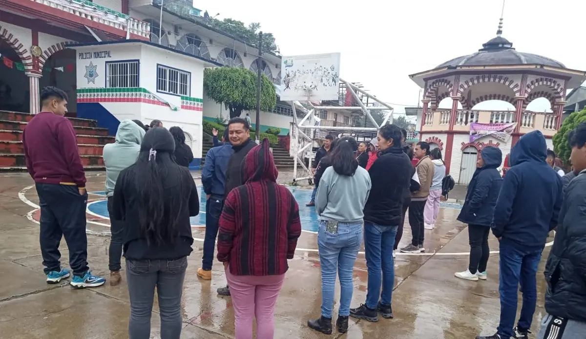 Oaxaca se prepara para días de intensa lluvia y posible formación ciclónica en el Golfo de Tehuantepec, informó Protección Civil estatal.