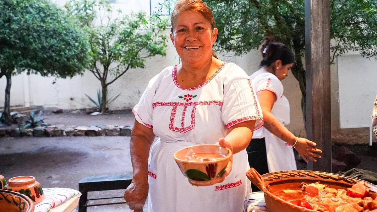 Festival del Mole de Caderas 2025 en Oaxaca fechas, sedes y actividades.