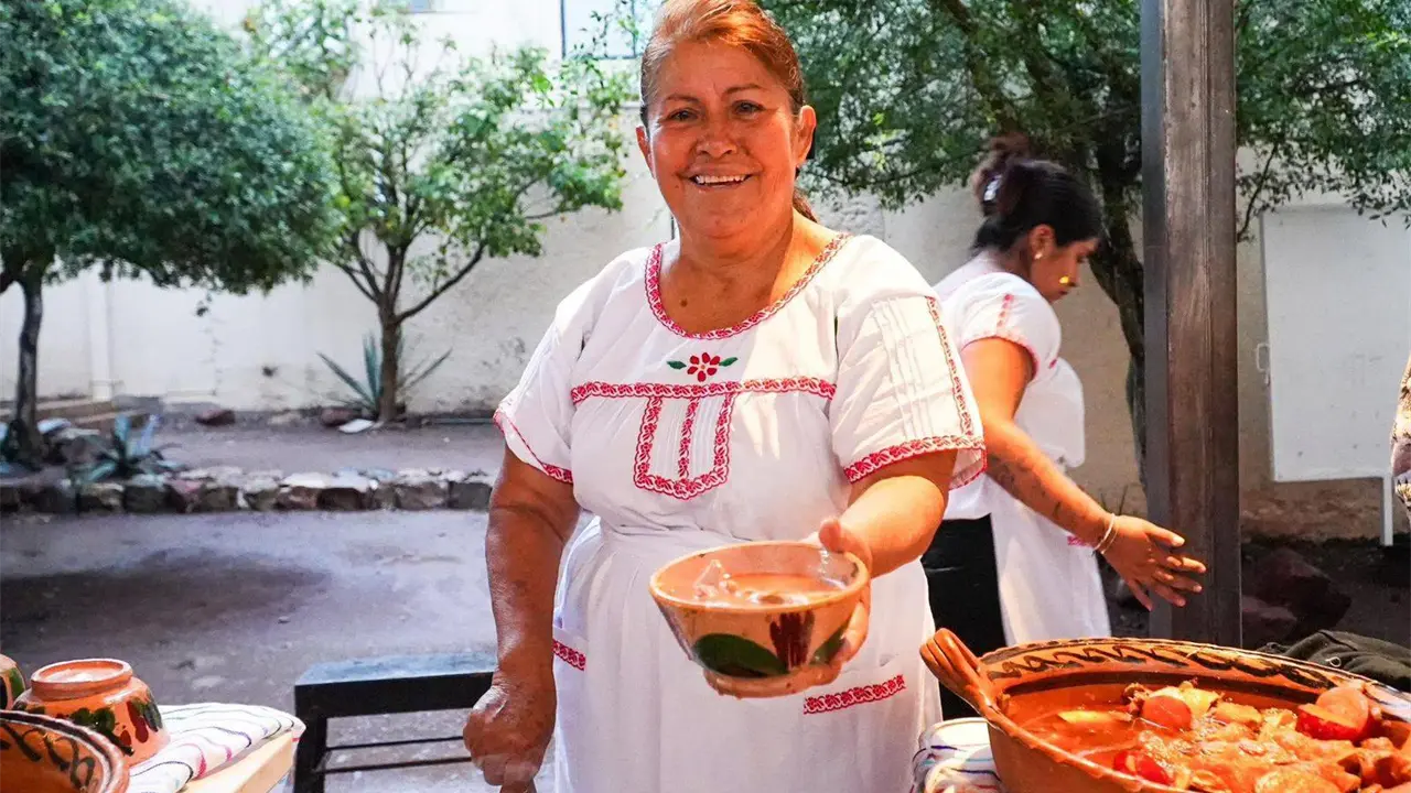 Festival del Mole de Caderas 2025 en Oaxaca fechas, sedes y actividades.