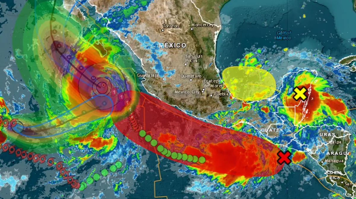 Gobierno de Baja California Sur suspende labores por huracán Priscilla en Los Cabos.