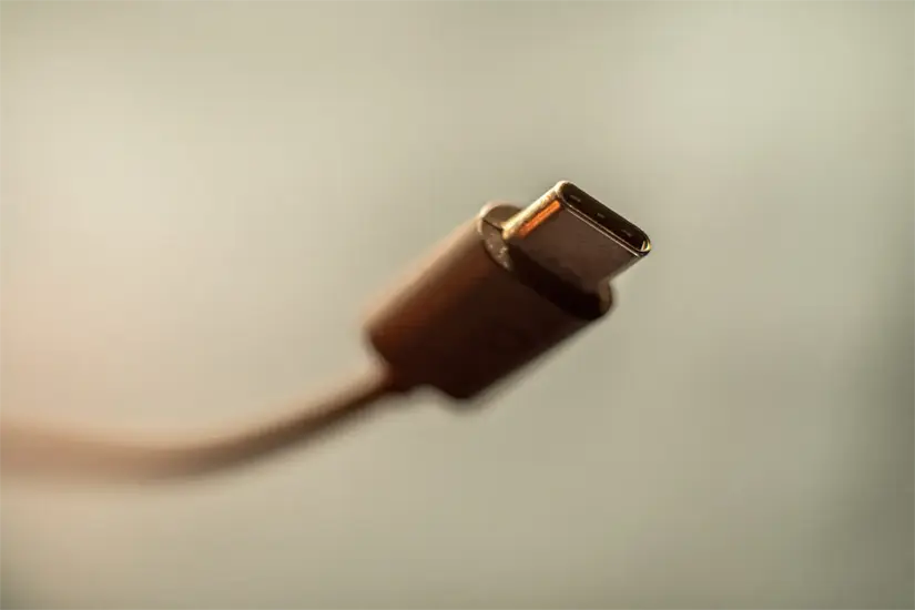 Toma en cuenta estos factores antes de comprar un cable USB. Foto: Cortesía