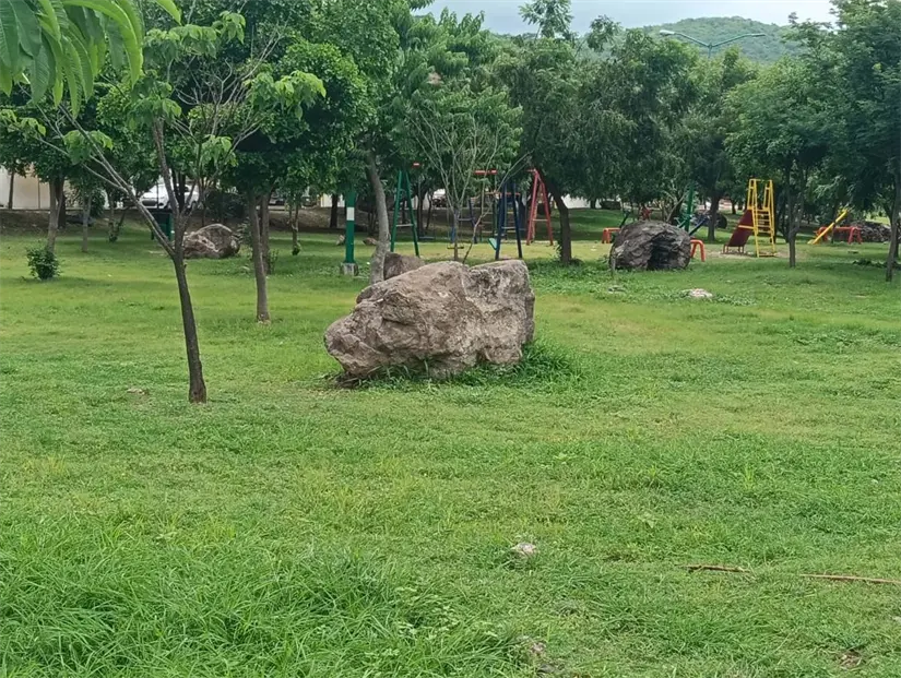 El parque de Malthazard, es uno de los más bellos en Alturas del Sur.