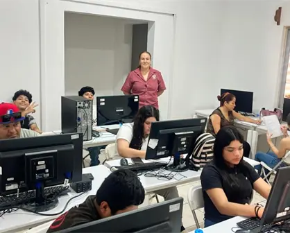 Oportunidades para que la comunidad aprenda y se capacite gratuitamente en Urías