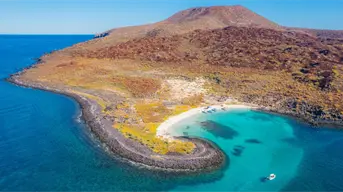 ¿Cuál es la playa más bonita de Loreto, Baja California Sur?