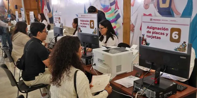 Conoce las oficinas disponibles para efectuar tu pago de adeudo de tenencia en Oaxaca. Foto: Cortesía.