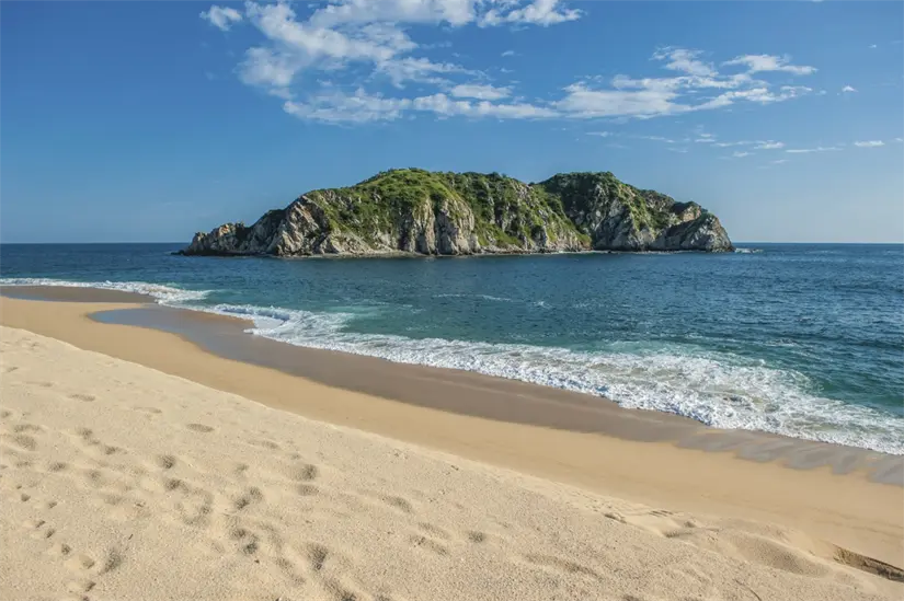Huatulco ofrece playas que desbordan belleza. Foto: Cortesía