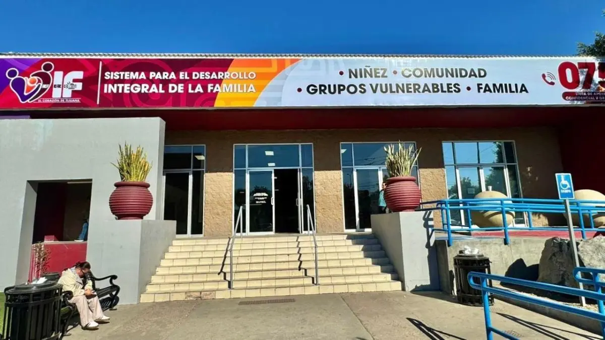 Colecta de ropa y calzado 2025 en DIF Tijuana. Foto: Cortesía