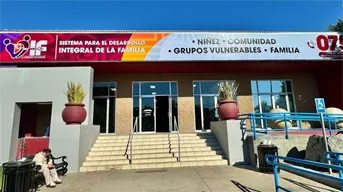 DIF Tijuana invita a sumarse a la colecta de ropa y calzado 2025