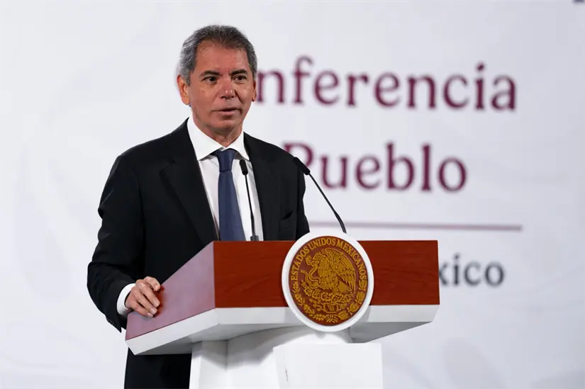 Edgar Amador Zamora , secretario de Hacienda y Crédito Público.