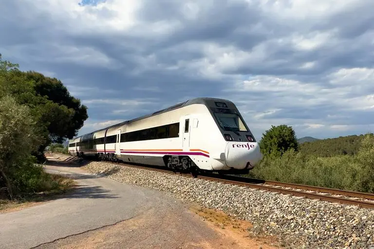España también se hace presente con el AVE-103. Foto: Cortesía.