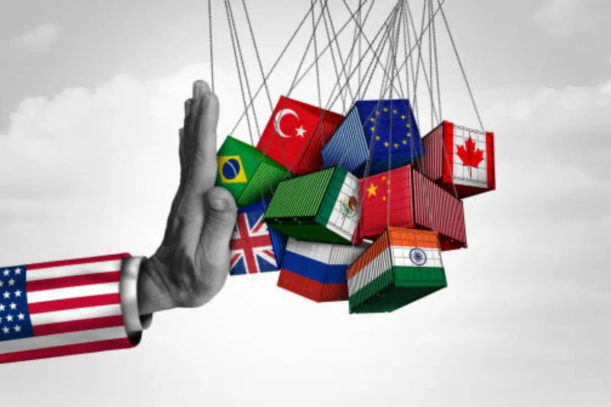 La prórroga en la aplicación de aranceles a los camiones medianos y pesados, prevista para el 1 de noviembre por Donal Trump, deja tiempo al gobierno mexicano para llegar a un acuerdo con sus homólogos estadounidenses. | Imagen: Pixabay