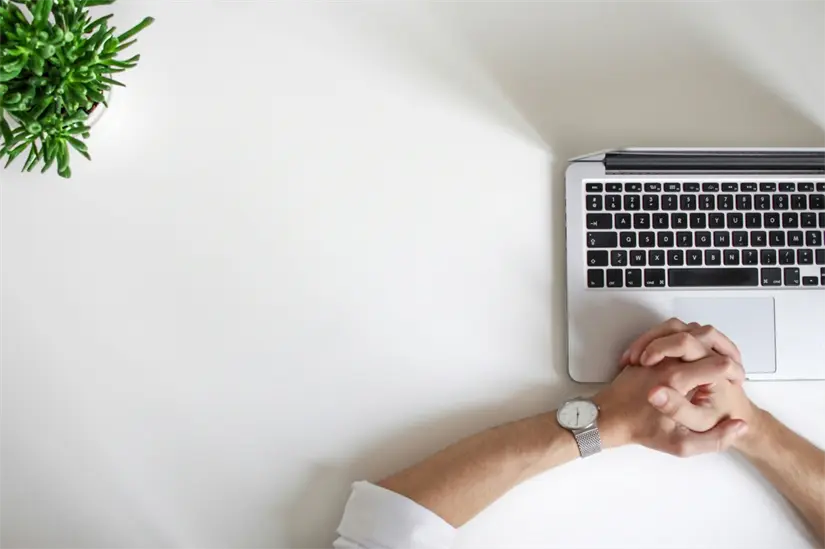 De esta manera puedes obtener la Constancia de Situación Profesional completamente en línea. Foto: Unsplash.
