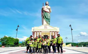 ¡Desde Yucatán hasta Badiraguato! Peregrinos recorren México en mototaxi para visitar a San Judas Tadeo en Sinaloa