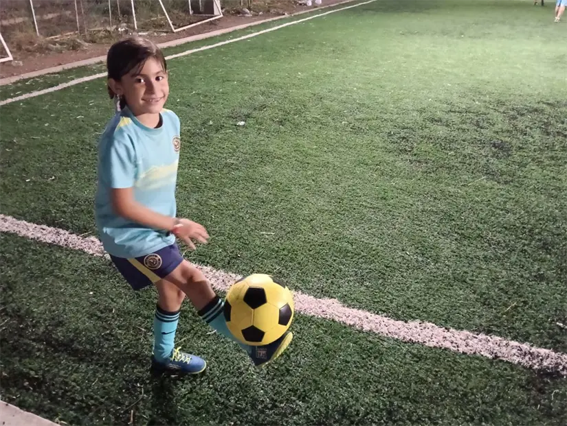 El futbol es una de las mayores satisfacciones para Aitiana.