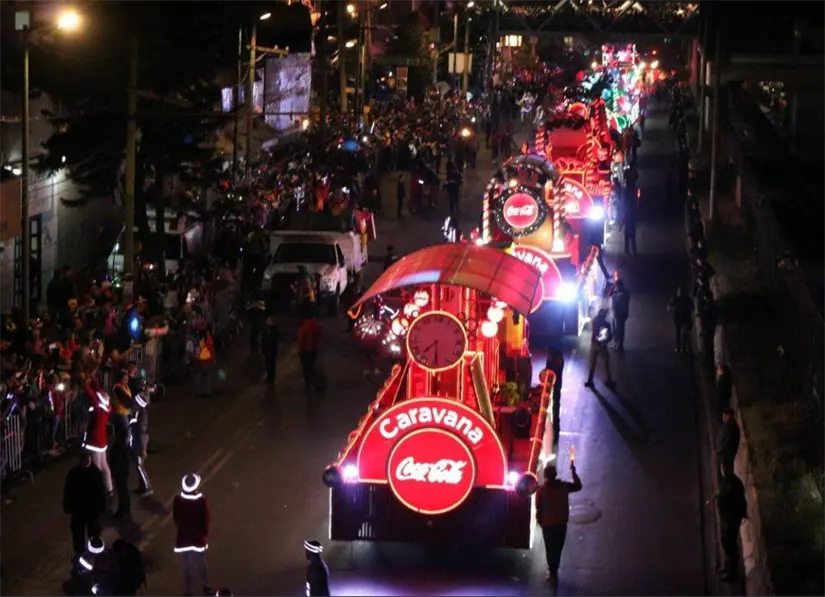 Disfruta en familia o con amigos la Caravana Navideña de Coca-Cola. Foto: cortesía.
