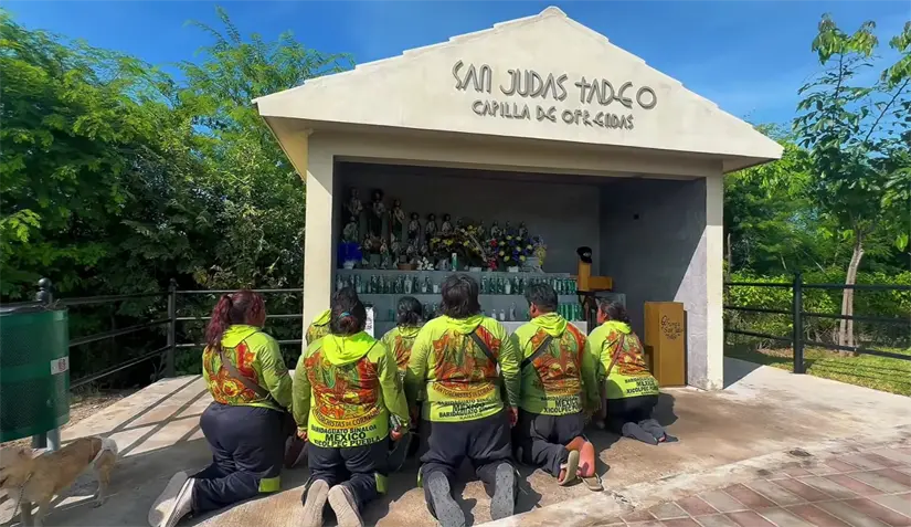 La familia agradeció la recuperación de la señora. Foto: Captura de pantalla
