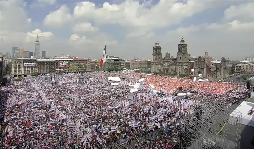 Asistencia al informe del primer año de gobierno. Foto. Mañanera del Pueblo.