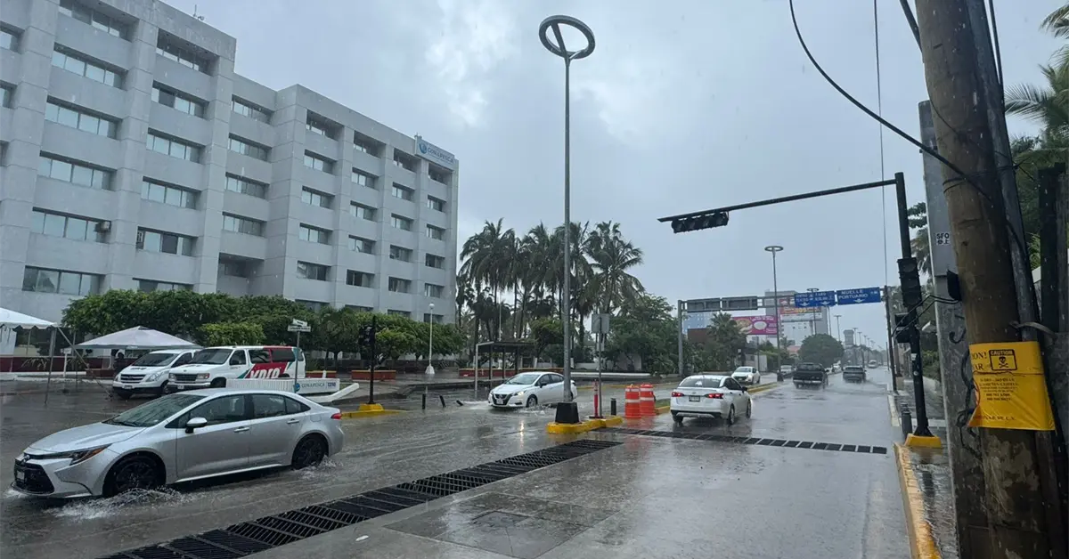 Lluvias estrenan sistema de drenaje en Mazatlán: adiós a los encharcamientos en Camarón Sábalo