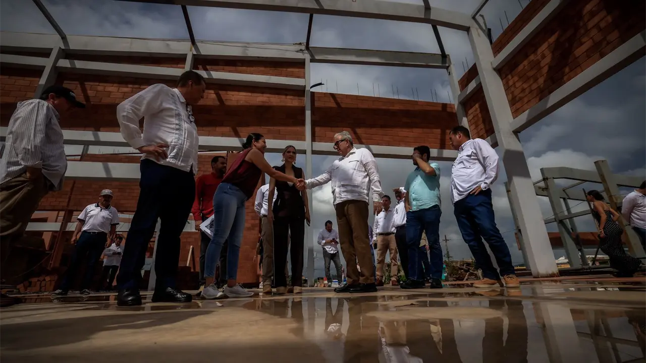 Rocha Moya confirma que concluirá el Polideportivo Marco Verde en la colonia Juárez