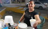 Doña Kitty tiene 10 años dando sabor a Culiacán con sus esquites en Alturas del Sur