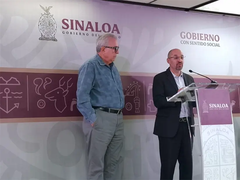 El presidente nacional de Concanaco Servytur, Octavio de la Torre, presentó en Sinaloa el programa “Viernes Muy Mexicano” durante la conferencia semanera encabezada por el gobernador Rubén Rocha Moya.