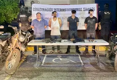 Operativo en Navolato: detienen a cuatro hombres armados y aseguran motocicletas