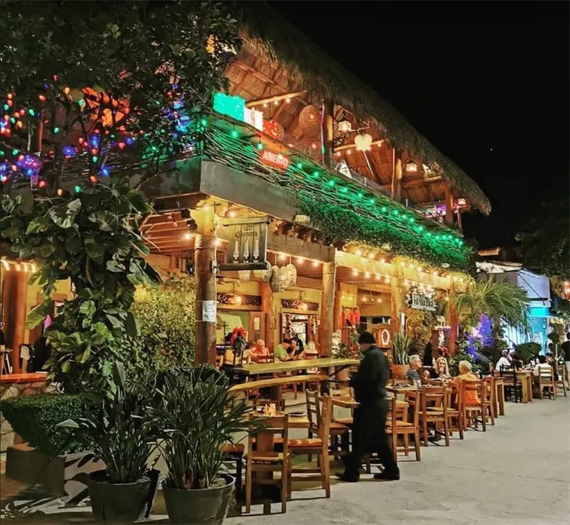 La Ola Rica Restaurant and Bar en San Francisco, Nayarit. Foto: cortesía.