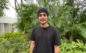 Rajveer Singh es el joven alemán que vino a enseñar inglés y terminó aprendiendo el idioma del corazón culichi