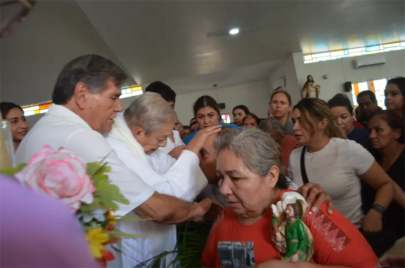 Pbro. Héctor Orozco, sacerdote que transmite consuelo y esperanza en tiempos difíciles. Foto: Juan Madrigal