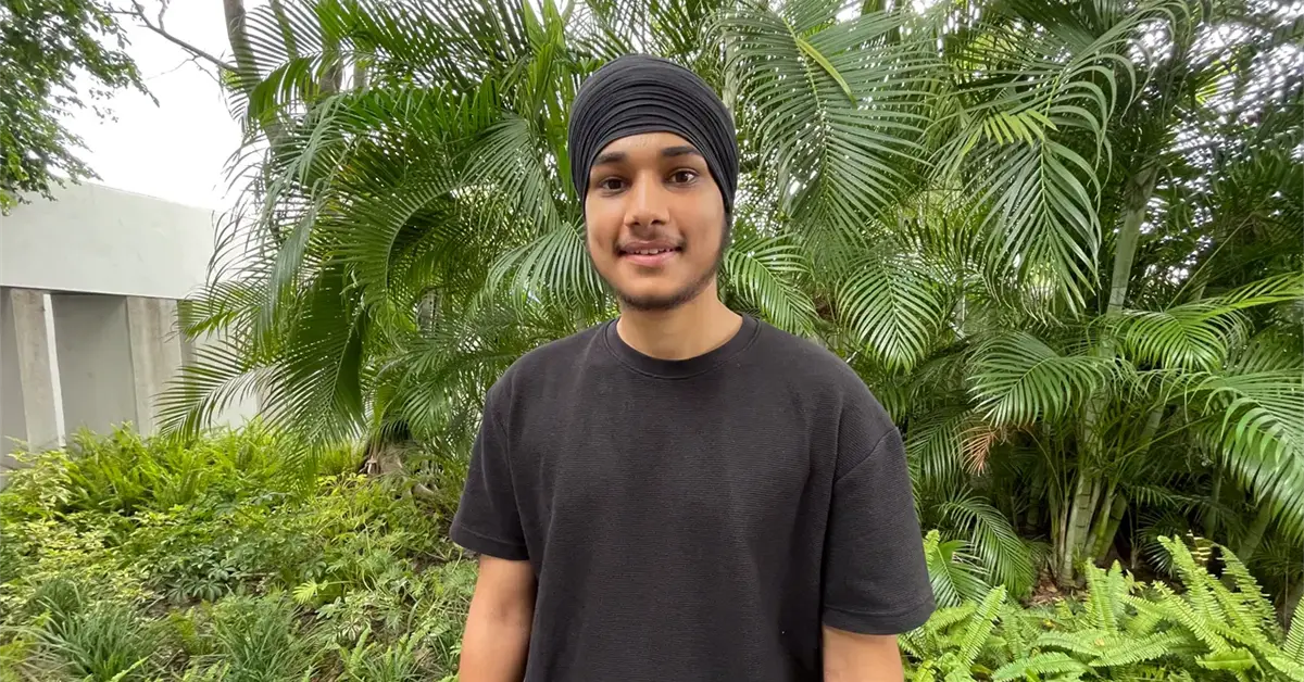 Rajveer Singh es el joven alemán que vino a enseñar inglés y terminó aprendiendo el idioma del corazón culichi