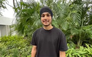 Rajveer Singh es el joven alemán que vino a enseñar inglés y terminó aprendiendo el idioma del corazón culichi
