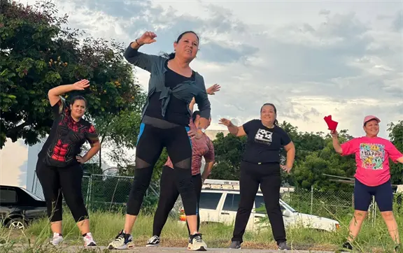 Inician clases de yoga y baile en Valle del Agua: una invitación al bienestar y la convivencia en Culiacán