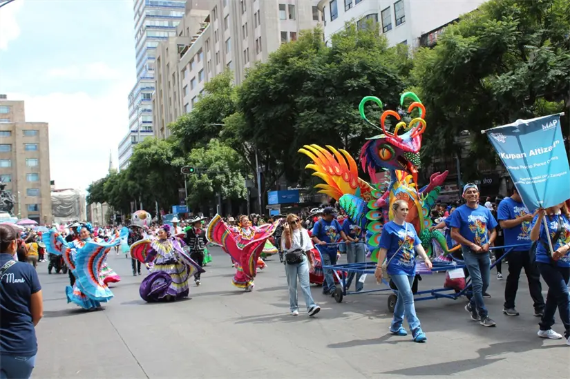 El desfile estará comenzando en punto de las 12:00 pm. Foto: Cortesía.