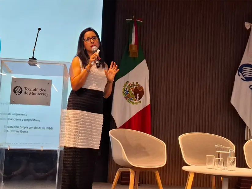 La Dra. Cristina Ibarra Armenta presenta el análisis económico de Culiacán basado en datos del INEGI.