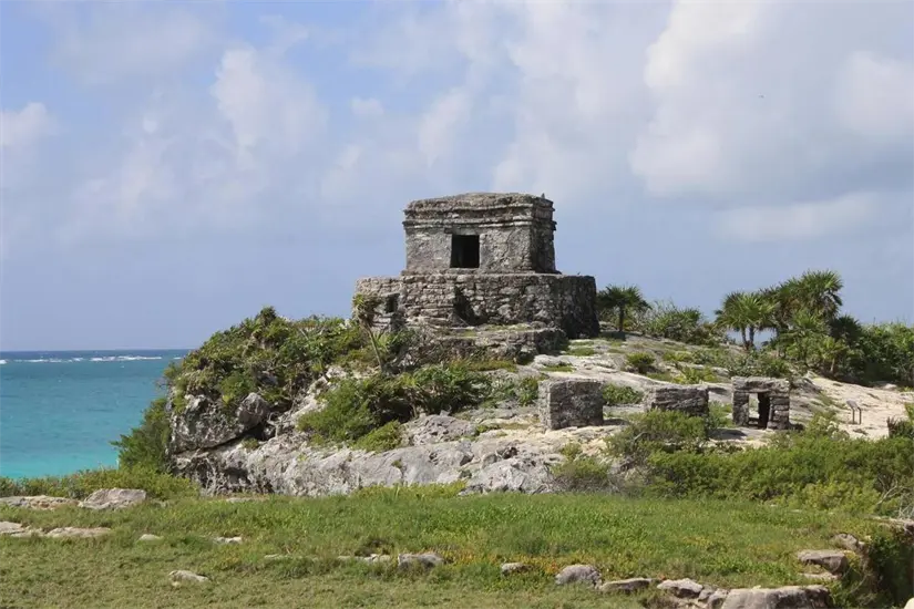 Playa Ruinas
