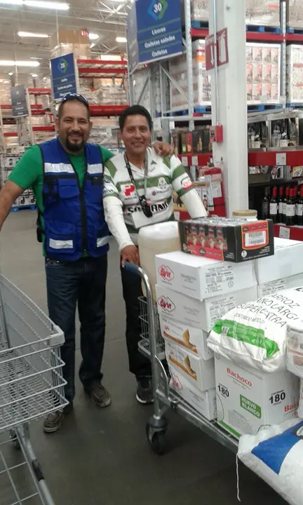 Julio, es una persona de noble corazón quién ha apoyado a El Refugio por 12 años. Foto: Cortesía.