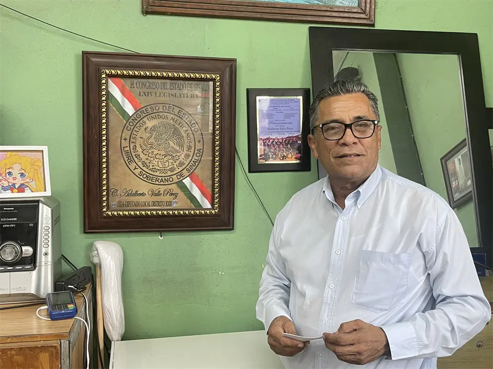 Adalberto Valle El Singer una historia de superación y compromiso con la comunidad en Mazatlán