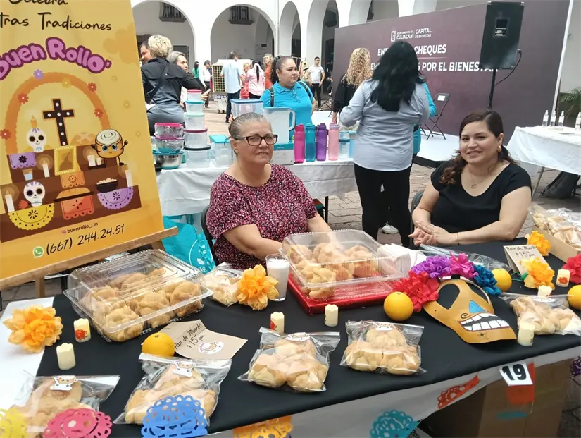 Desde muy temprana hora, las emprendedoras llegaron a montar sus stands.