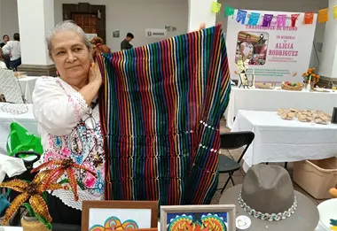 Emprendedoras  inspiran con su Bazar "Tradiciones de Otoño" que llena de vida y color el Ayuntamiento de Culiacán
