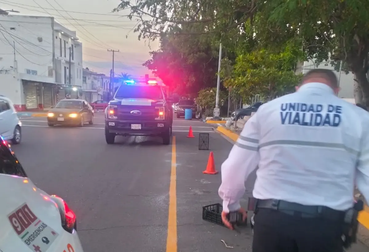 Con el objetivo de mantener el orden vial, Tránsito de Culiacán retiró 136 objetos que eran utilizados para apartar cajones de estacionamiento en la vía pública, previo al encuentro entre Tomateros y Algodoneros.