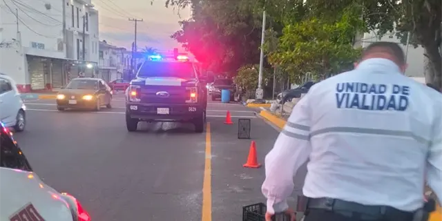 Tránsito de Culiacán limpia calles y libera estacionamientos previo a juego de Tomateros