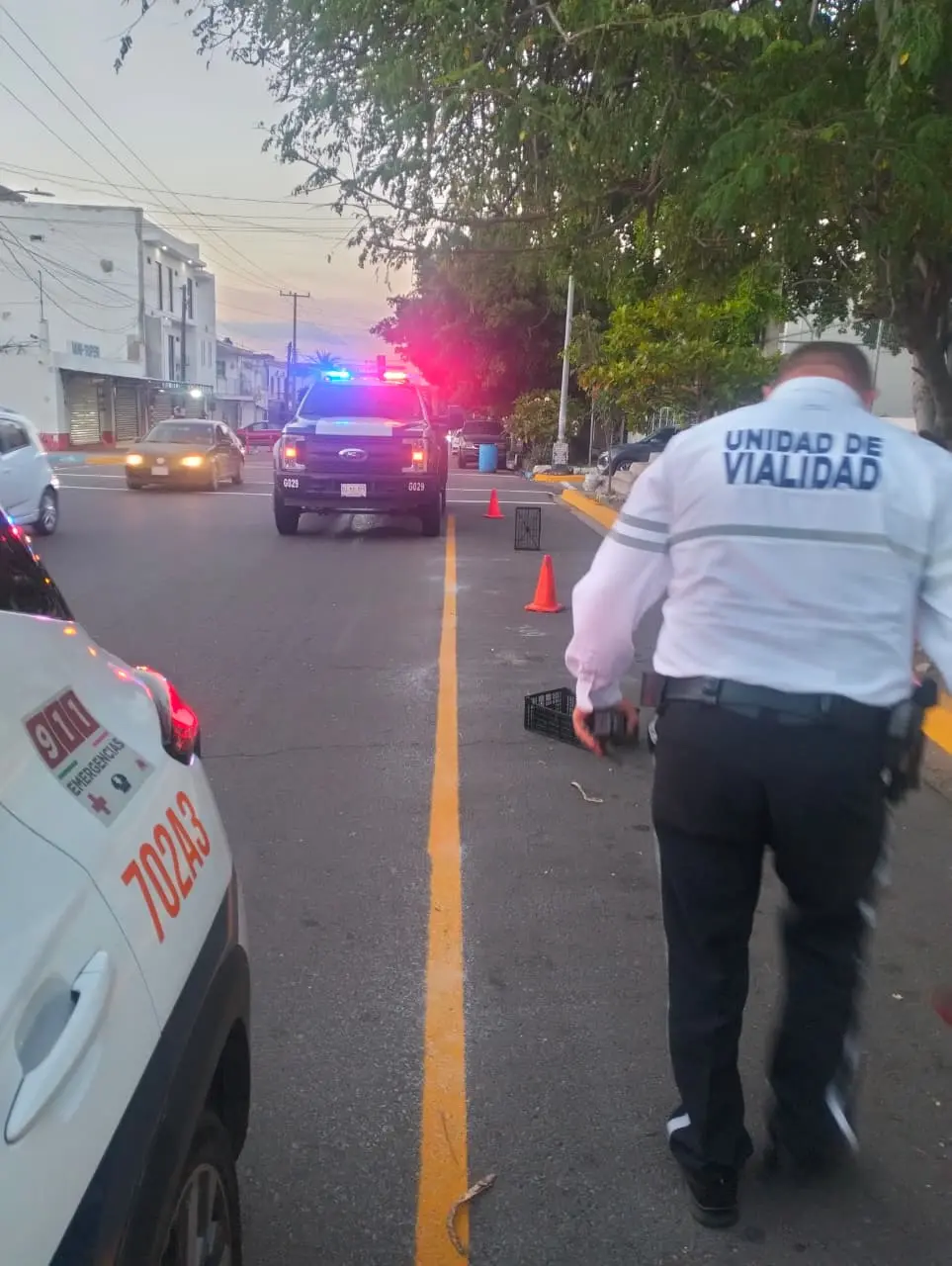 La SSPyTM de Culiacán implementó un operativo de retiro de objetos mostrencos que obstruían calles cercanas al estadio de béisbol