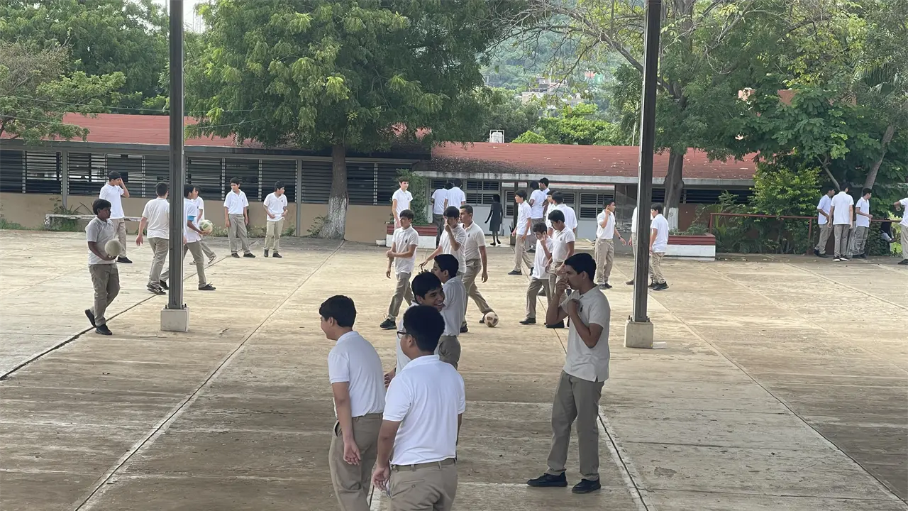 Secundaria General No.4 Mariano Escobedo un lugar seguro para los estudiantes del sector Flores Magón